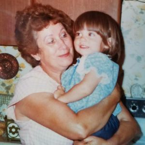 Meet your Posher, Kelly